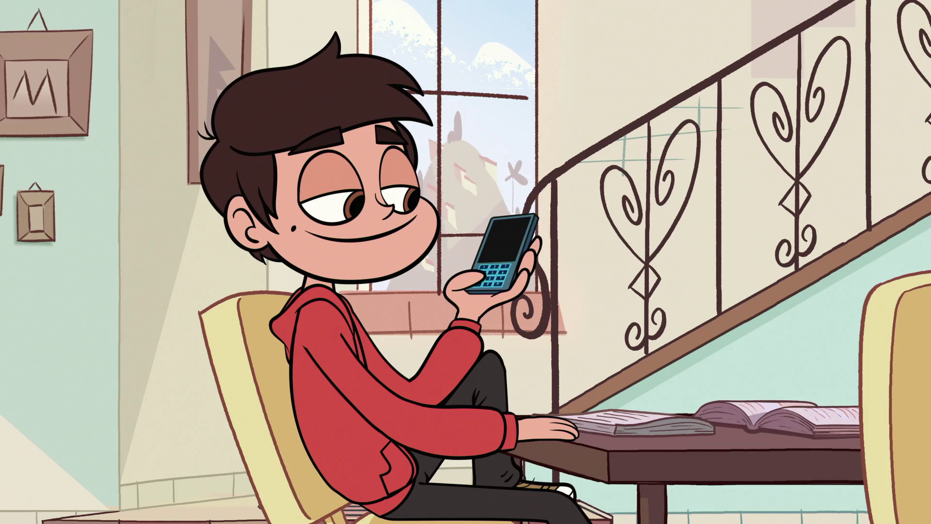 S1E7_Marco_using_his_cell_phone.png.