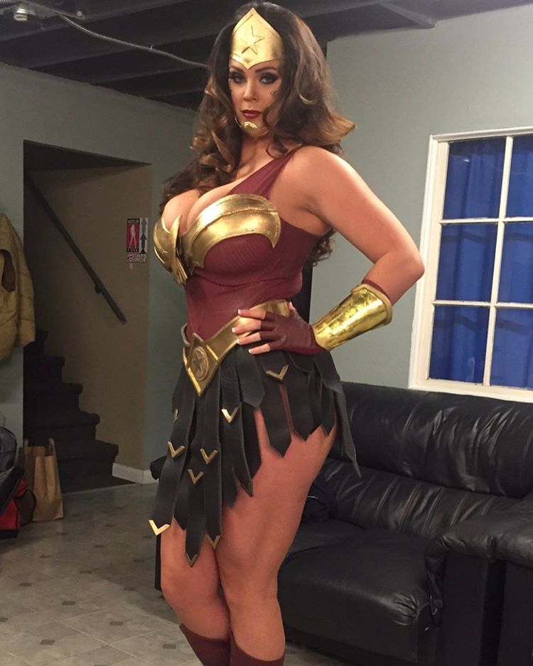 Alison Tyler Insta